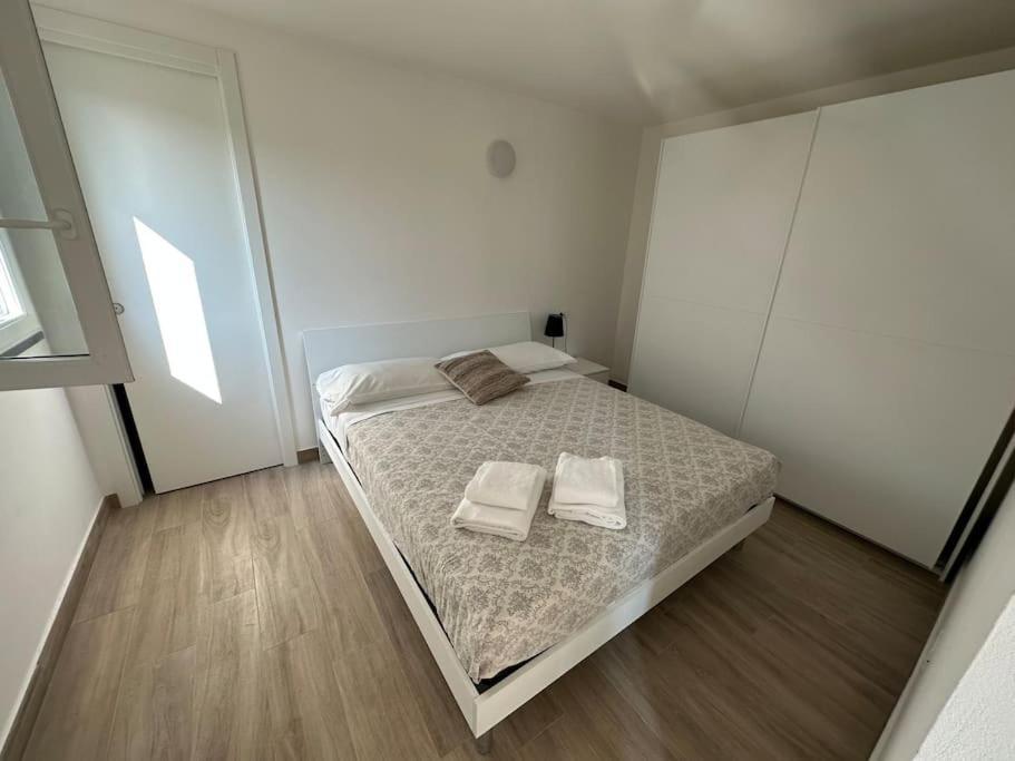 Appartamento Casa Sant'Anna Levanto Esterno foto